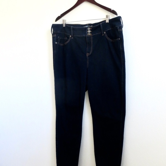 NEW! Torrid Super Soft Jegging Jeans Stretch Dark Wash SZ 22 - Picture 9 of 14